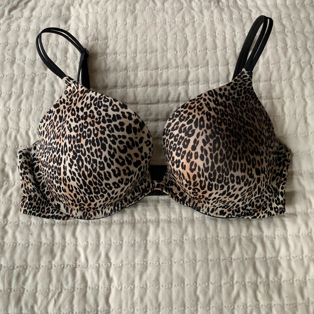 Victorias Secret Leopard Very Sexy 34D Push Up Bra